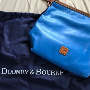 Dooney & Bourke Purse